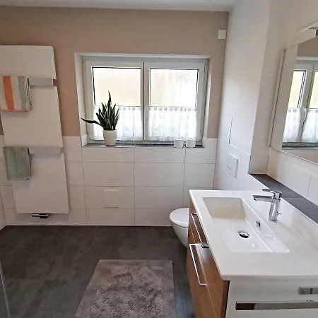 Leute Apartment *