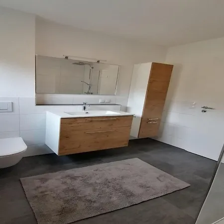 Apartment Leute