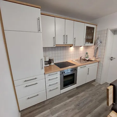 Leute Apartment *