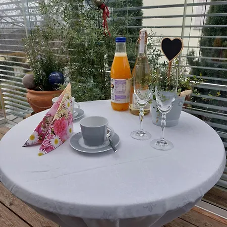 Leute Appartement Tengen